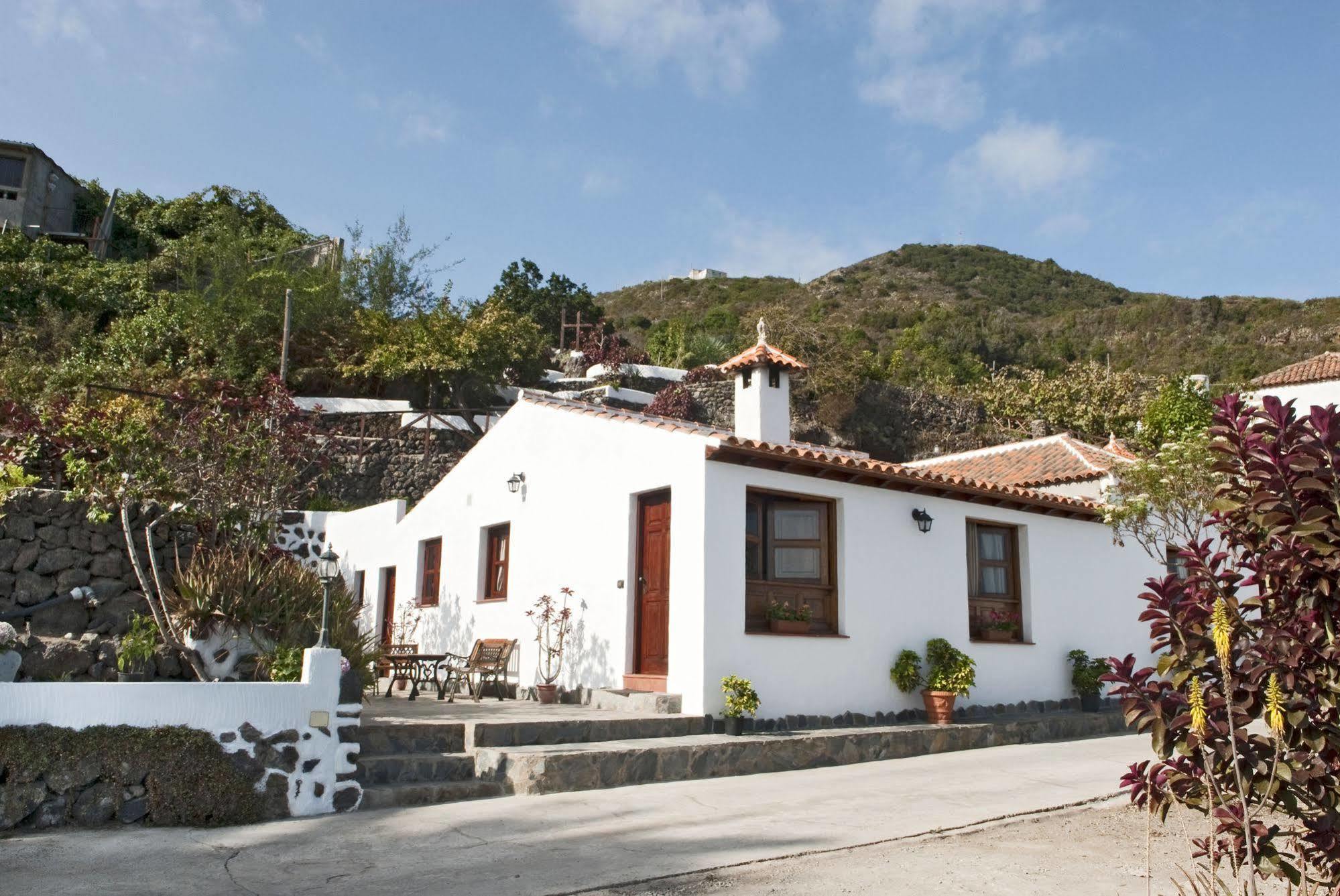 Casa Rural La Furnia Country house *